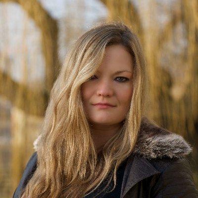 Catriona Ward ।। ক্যাট্রিওনা ওয়ার্ড