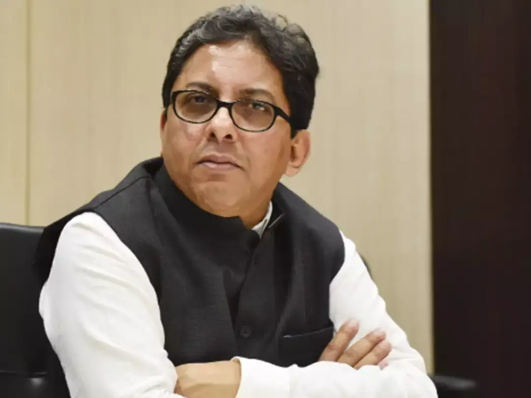 আলাপন বন্দ্যোপাধ্যায়